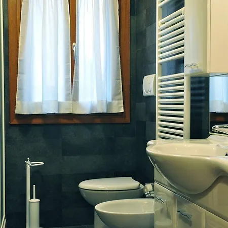 Apartment Commercio *