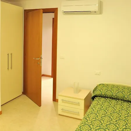 Apartment Commercio